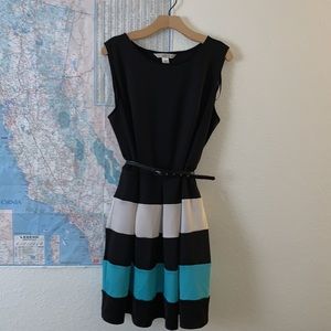 Color blocked dress with belt size 18W